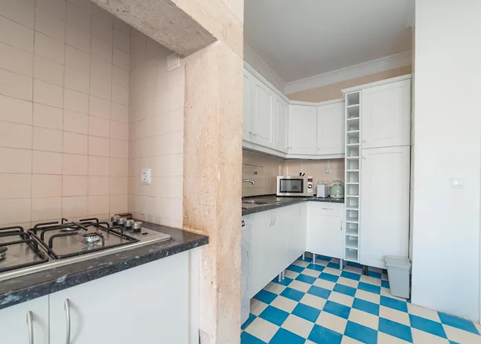 Garcia - Lisbon's Charm