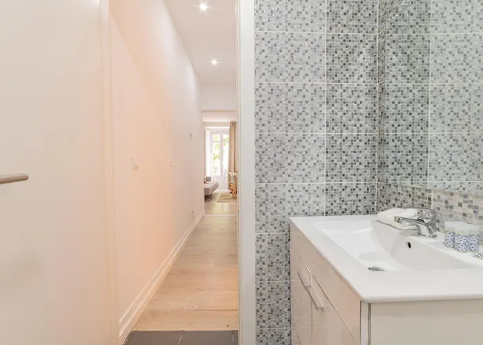 Garcia - Lisbon's Charm *