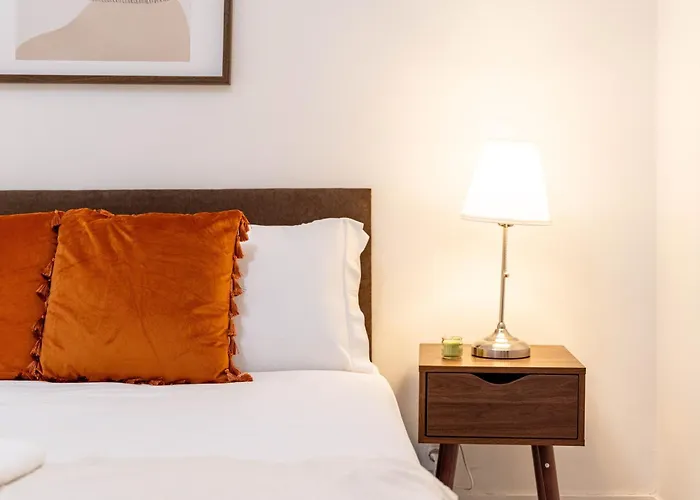 Garcia - Lisbon's Charm * Lisboa