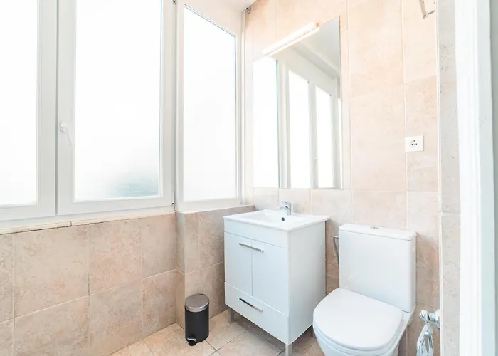 Garcia - Lisbon's Charm * Lisboa