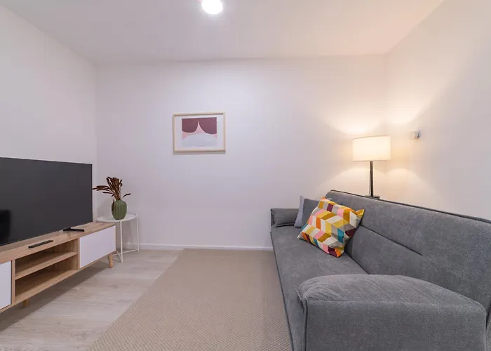 Garcia - Lisbon's Charm *